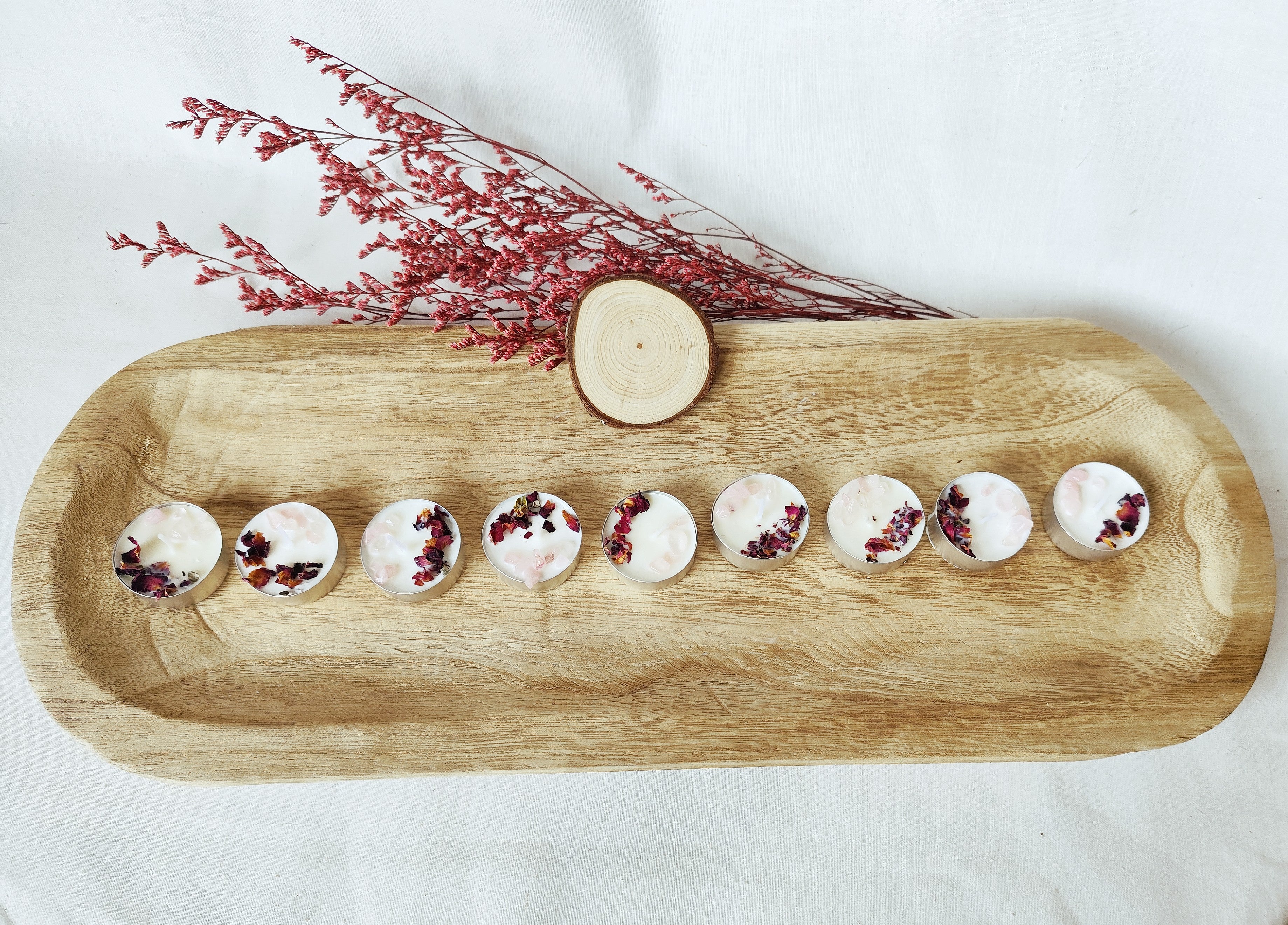 Set de 9 Velas de Té “Amor” con Miniposavasos de Madera – Aroma Dulce, Rosa de Cuarzo y Flores