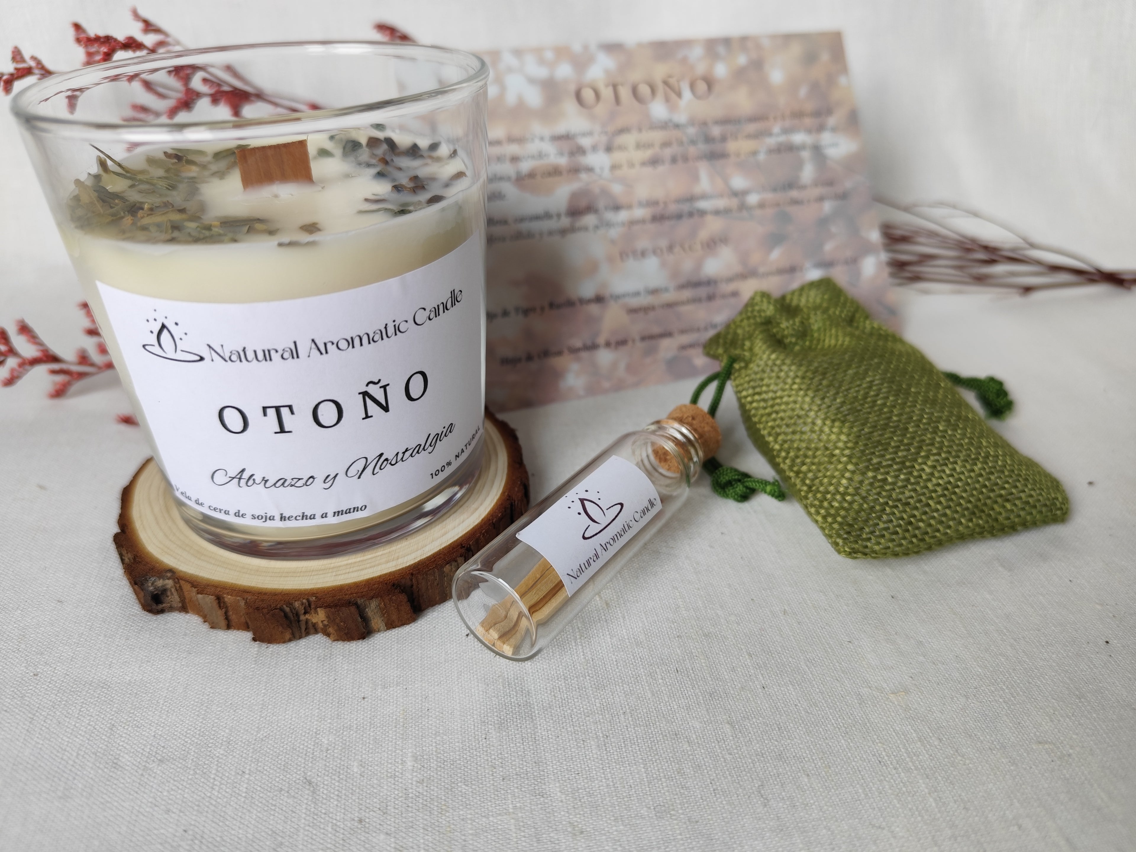 Set de regalo otoño, con vela aromatica otoño, velas en frasco de cristal y tarjeta explicando los olores y la decoración