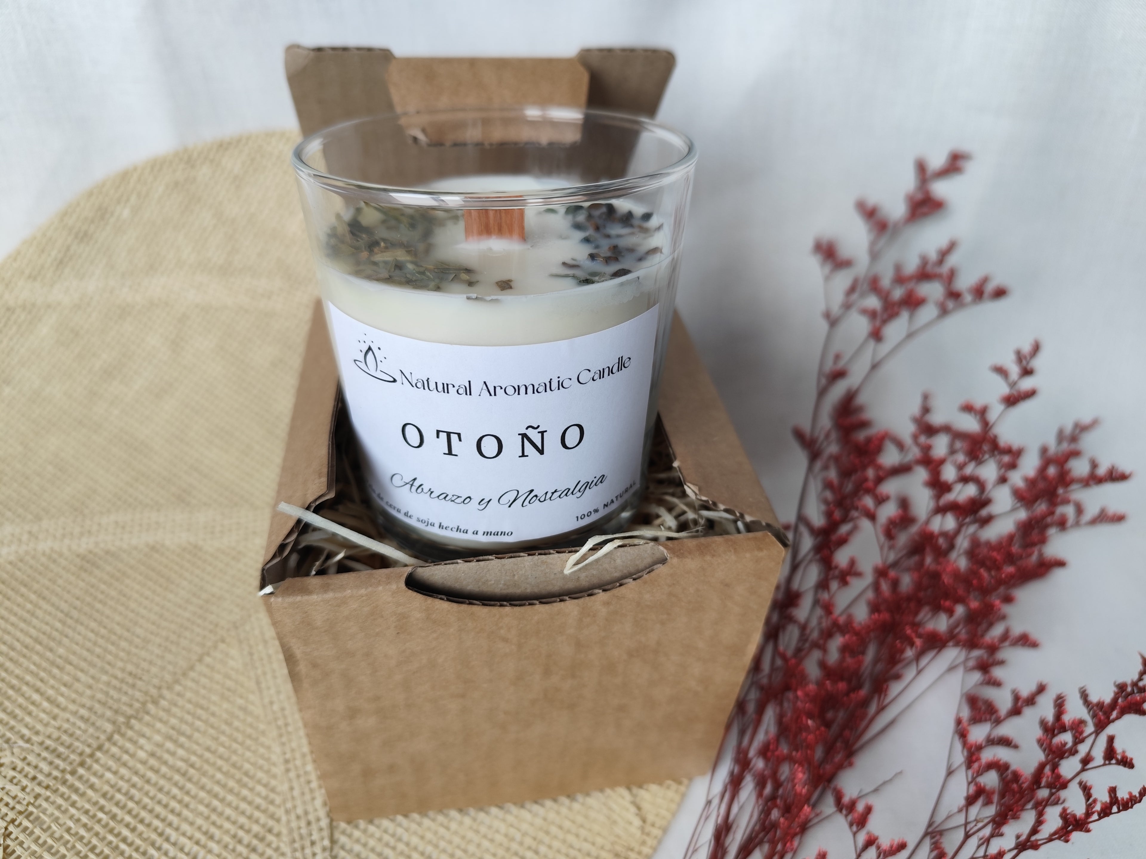 vela de soja otoño en caja kraft para enviar